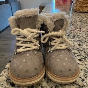 Cat & Jack Gray Star Kids Boots